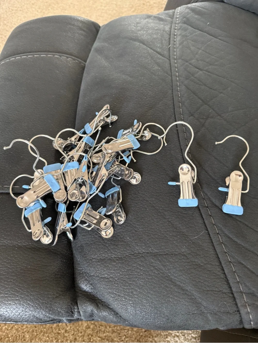 20-Pack Stainless Steel Hanger Clips – Heavy Duty Closet Organizer & Laundry